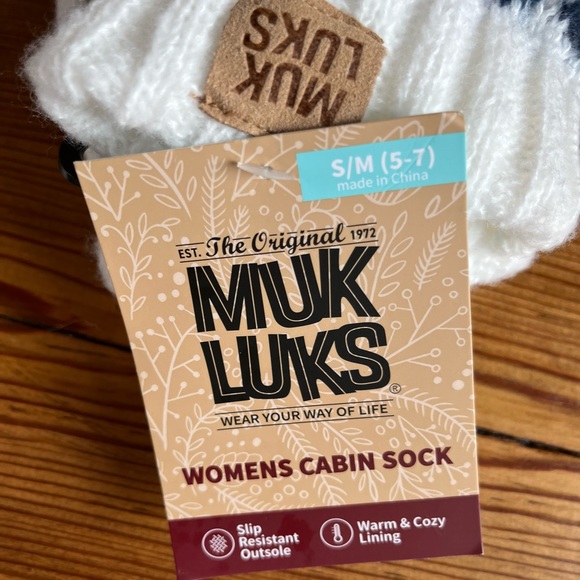 Muk Luks Womens Cabin Socks - NWT - Picture 3 of 4